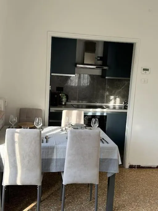 Venice Grey Apartment