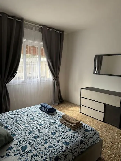 Venice Grey Apartment