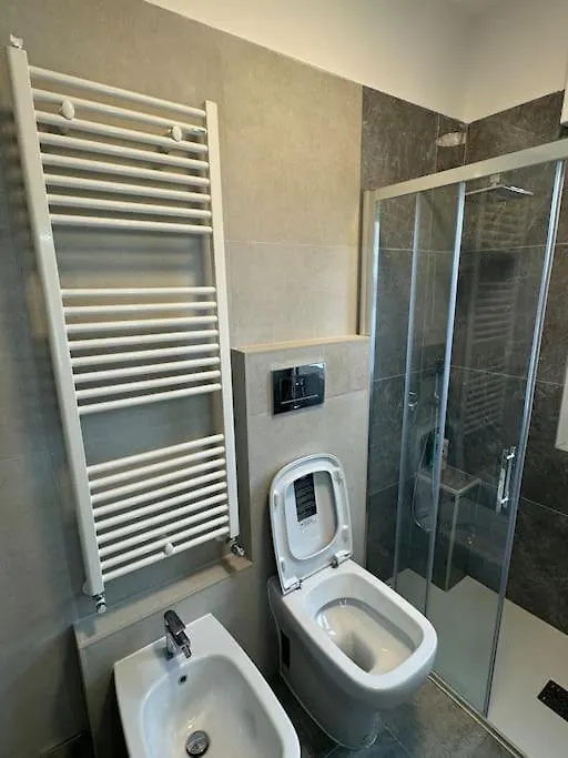 Venice Grey Apartment